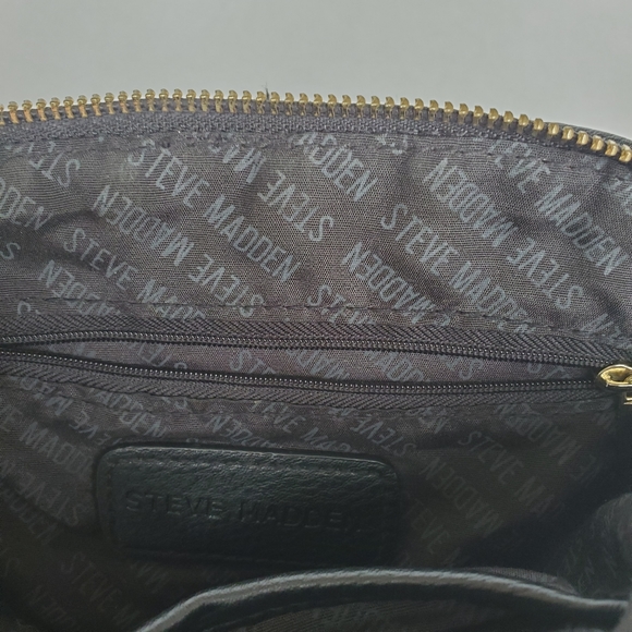 STEVE Madden Quilted Cross Body Bag Purse - Picture 7 of 12